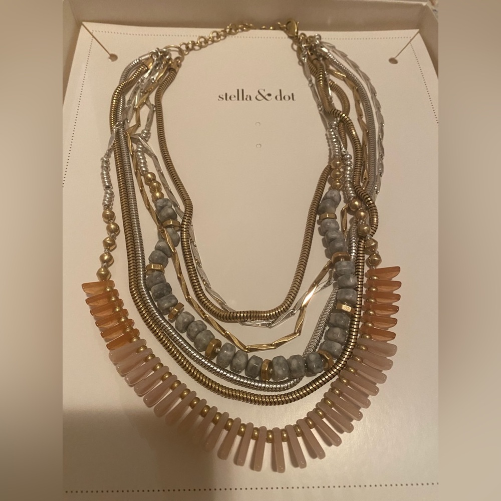 Stella & Dot necklace